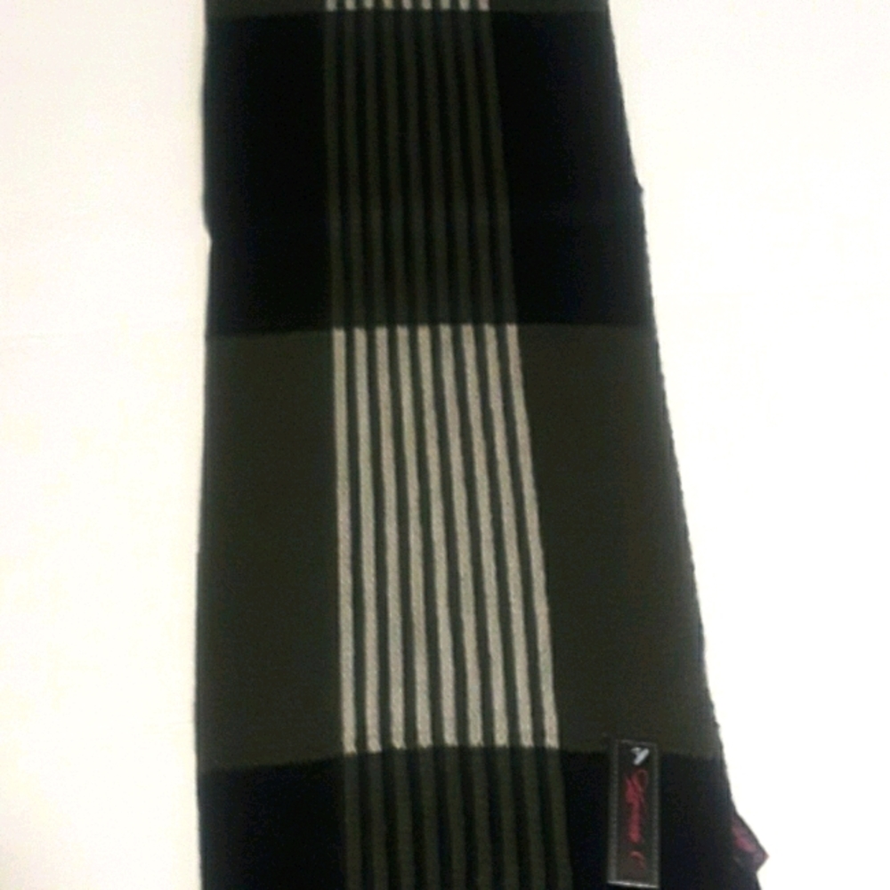 Woven Scarf Patterned with Stripes and Squares. Un